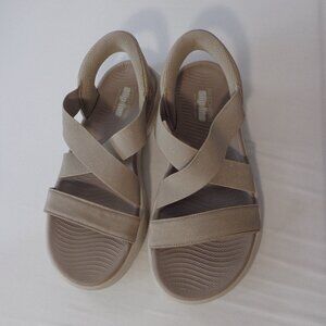 Skechers Women's Go Walk Flex Sandal-Glimmer Up Hands Free Slip-ins Beige Size 7